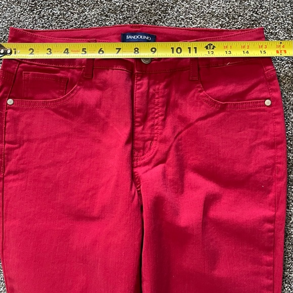 Bandolino Caroline size 6 in Red. - Picture 3 of 5